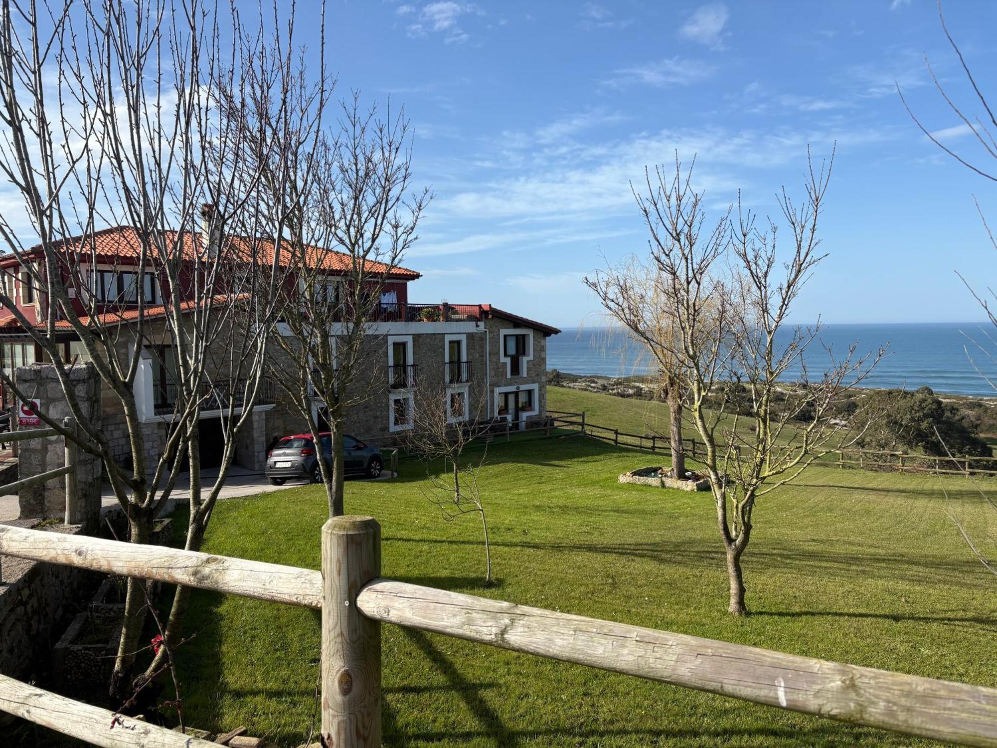 Posada Punta Linera San Vicente De La Barquera Exterior photo