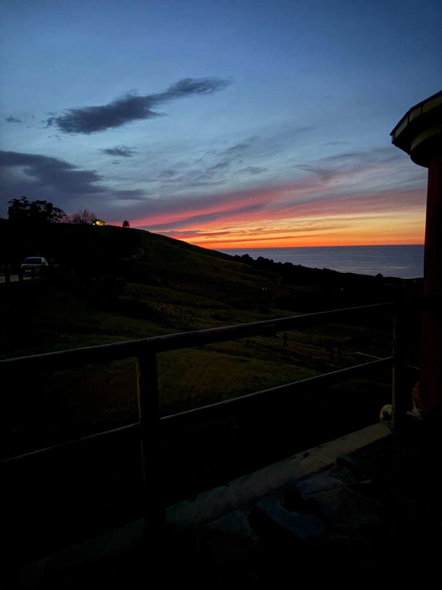 Posada Punta Linera San Vicente De La Barquera Exterior photo